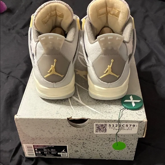 🎀 Jordan retro 4/ Photon Dust 🎀 - Picture 4 of 6